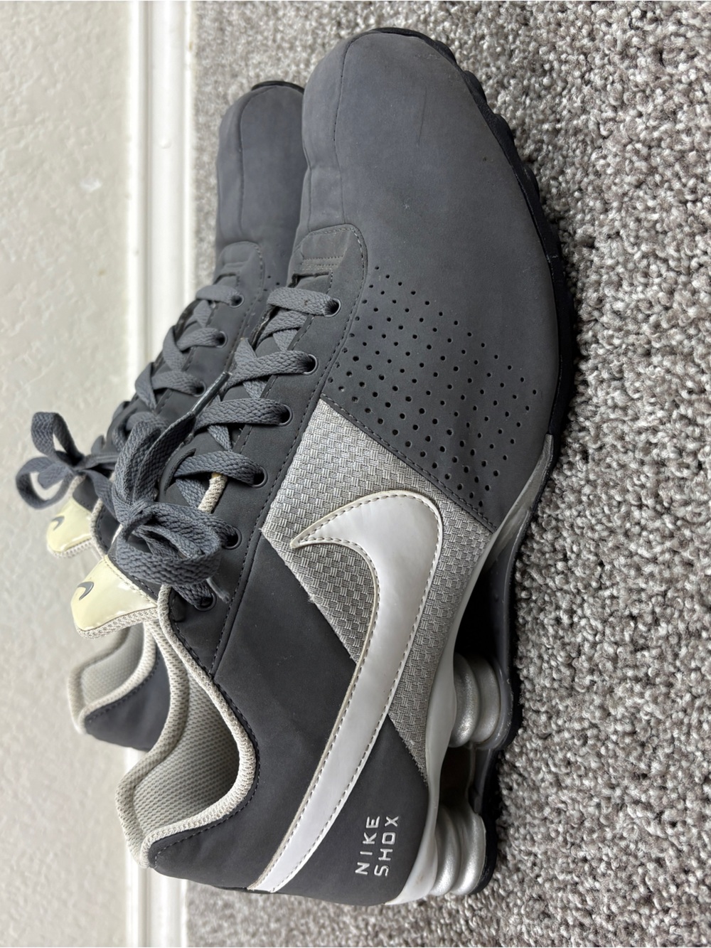 Nike Shox Deliver Men's Size 11 Cool Gray 317547-028